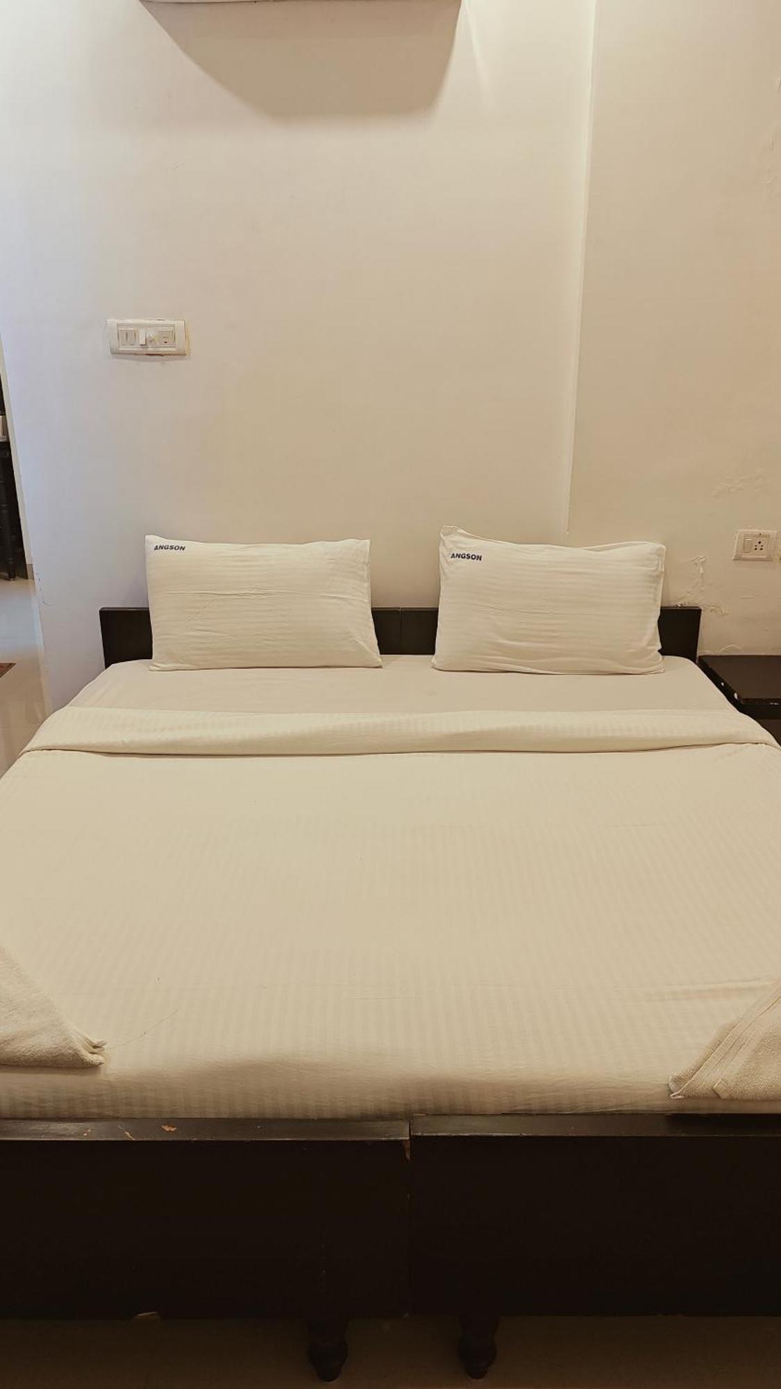 Angson Apartment Ченай Екстериор снимка