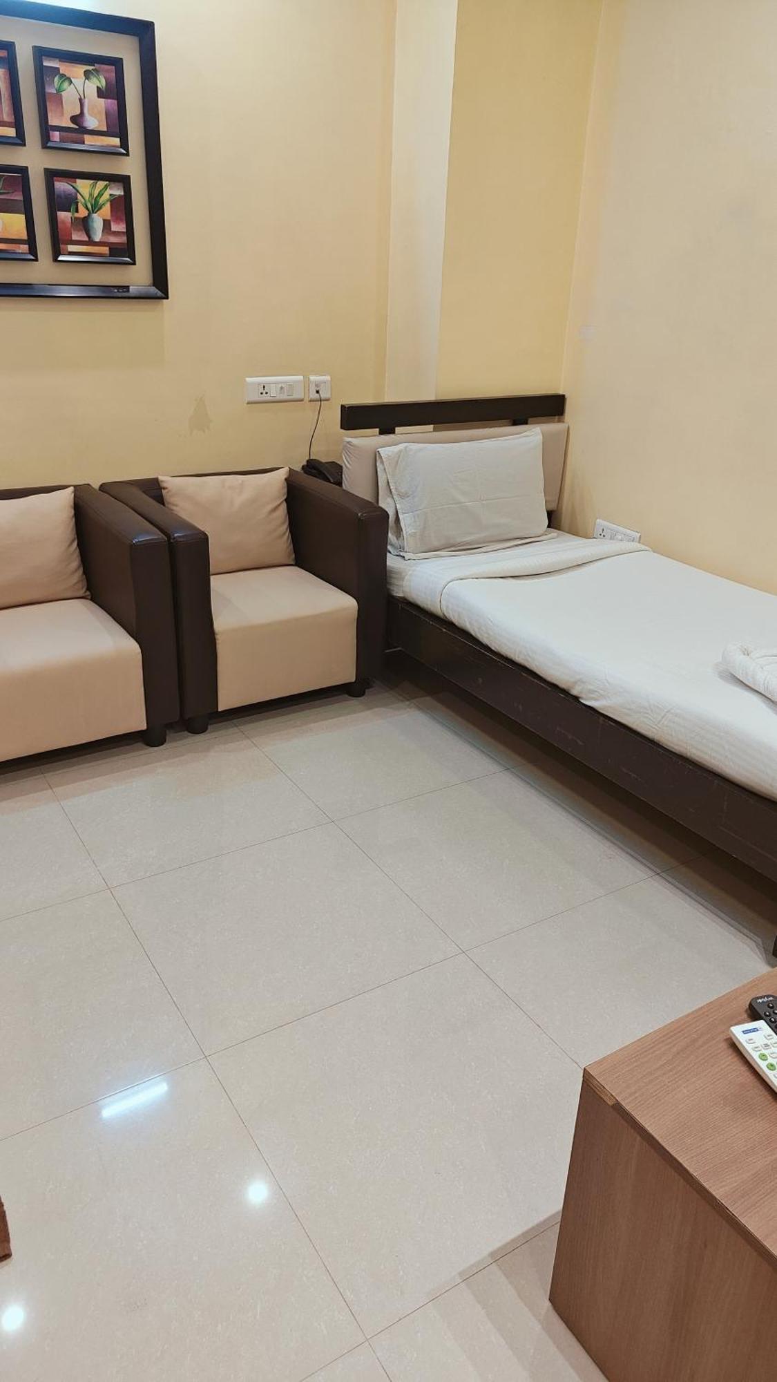 Angson Apartment Ченай Екстериор снимка
